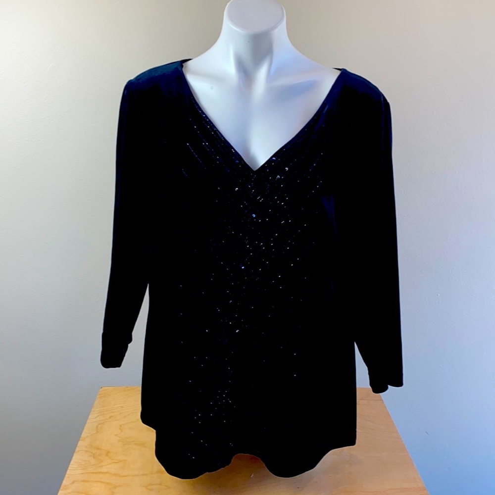 Adrianna Papell Velvet Top